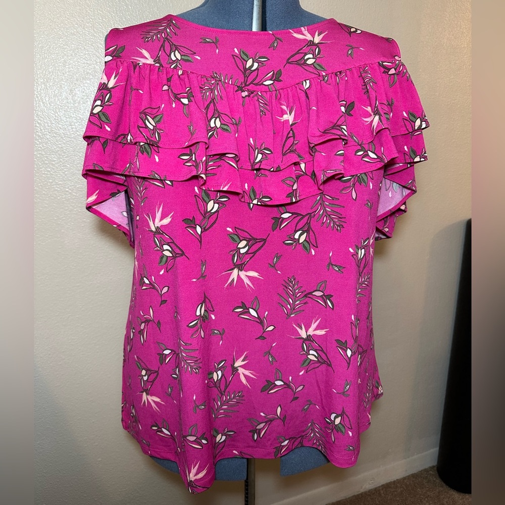 Lane Bryant 22/24 Hot Pink Tropical Floral Ruffle Cold Shoulder Stretch Top